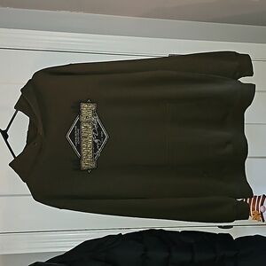 Womens green sz medium Womderland Cave, SD hoodie